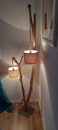 Ast-Lampe mit zwei Schirmen